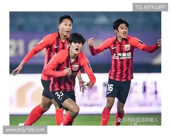 李圣龙赞神户关键时刻掌控比赛称其临门一脚与最后传球更胜一筹