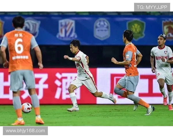 范德芬：我们拼尽全力未能把握机会，输球绝非理应发生的结果