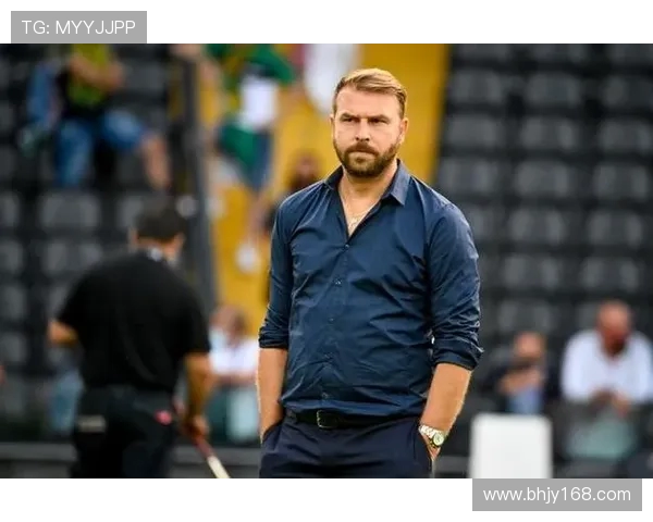 维罗纳主帅谈比塞克黄牌判罚认为规则难以判断但明显是进球机会